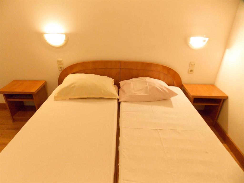 Apartments Frane (Adults Only) Novalja Cameră foto