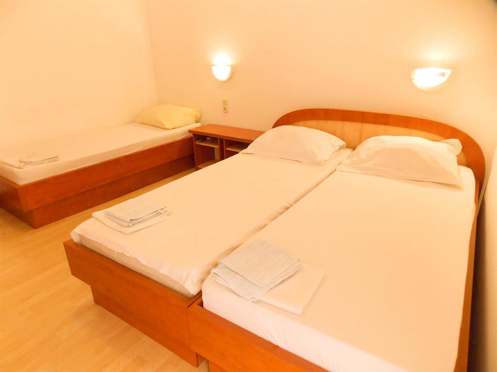 Apartments Frane (Adults Only) Novalja Cameră foto